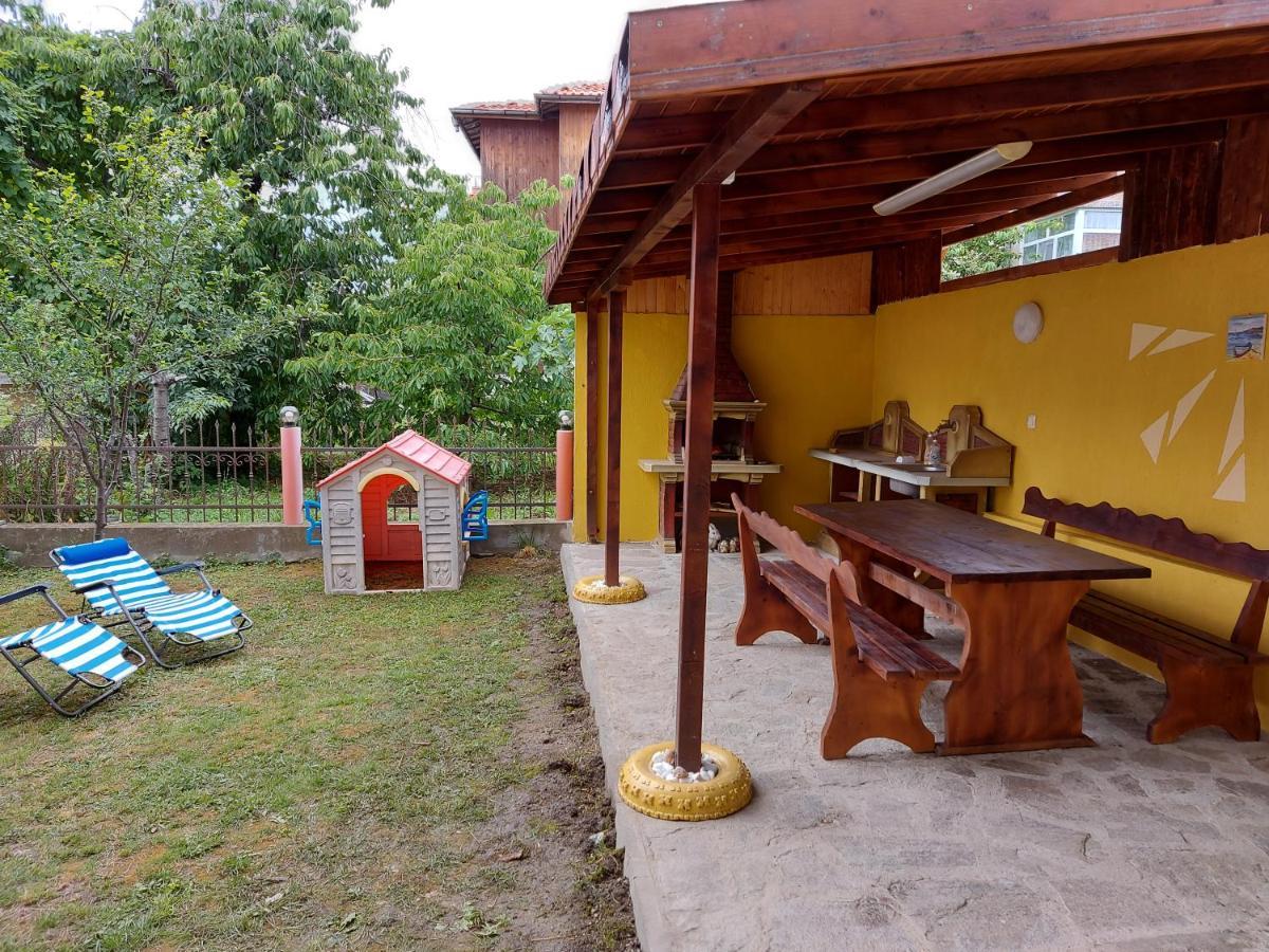 Blue House Apartment ซาเรโว ภายนอก รูปภาพ