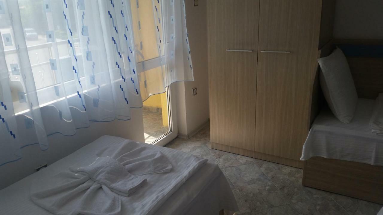 Blue House Apartment ซาเรโว ภายนอก รูปภาพ